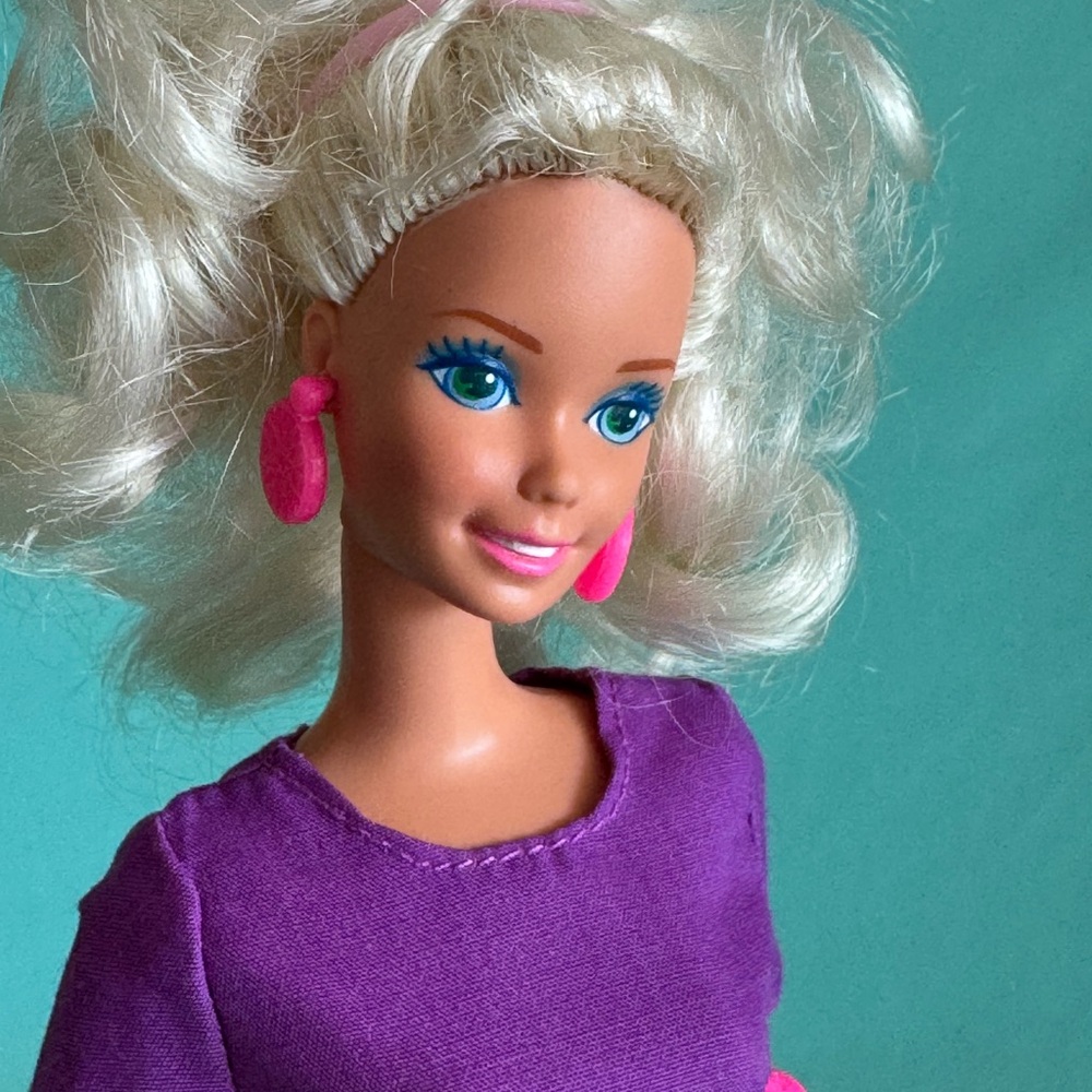 90’s Barbie doll